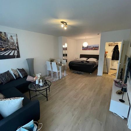 Gemuetliche, Moderne Wohnung Fuer 2-4 Personen Hamburg Luaran gambar