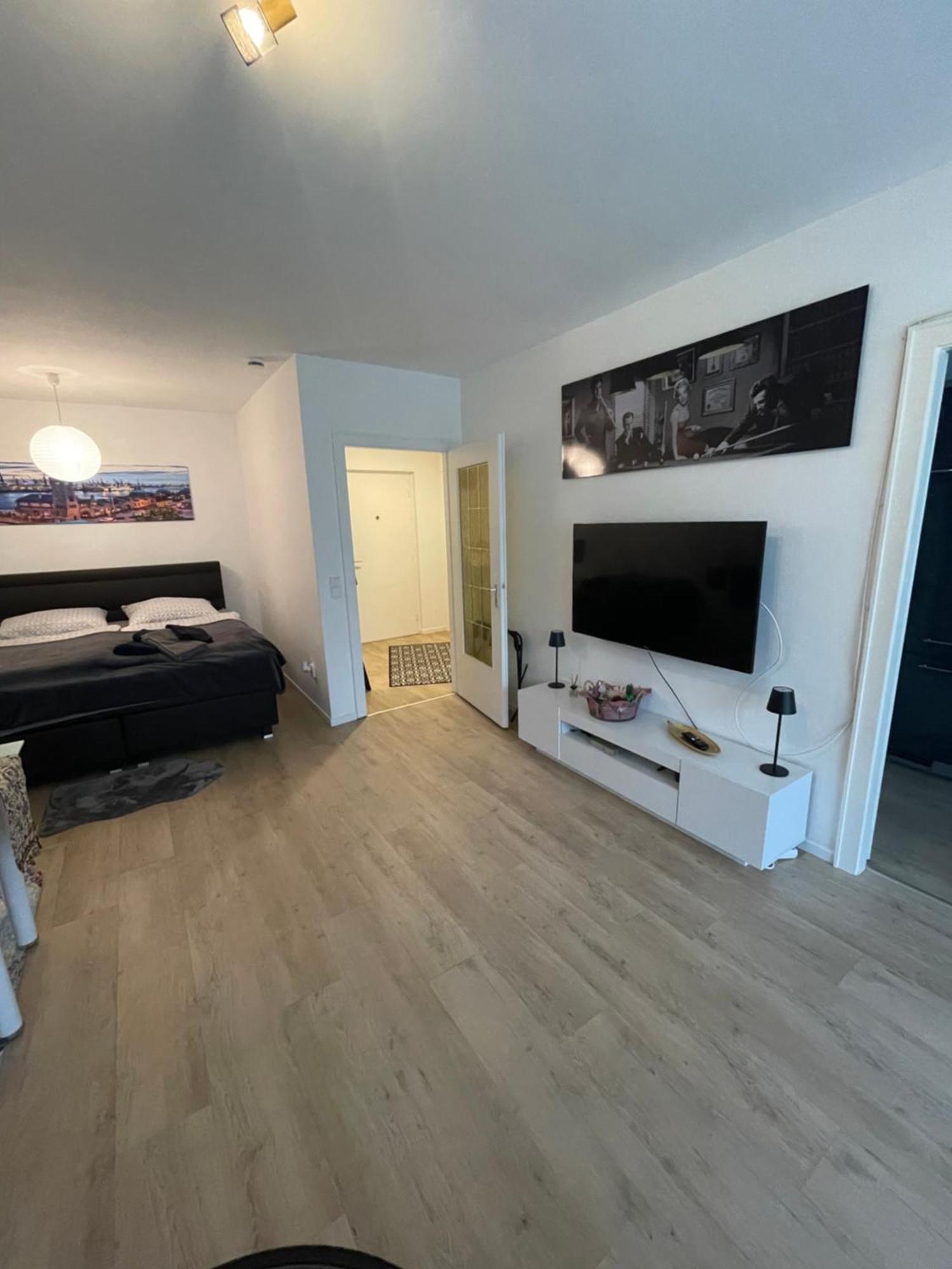 Gemuetliche, Moderne Wohnung Fuer 2-4 Personen Hamburg Luaran gambar